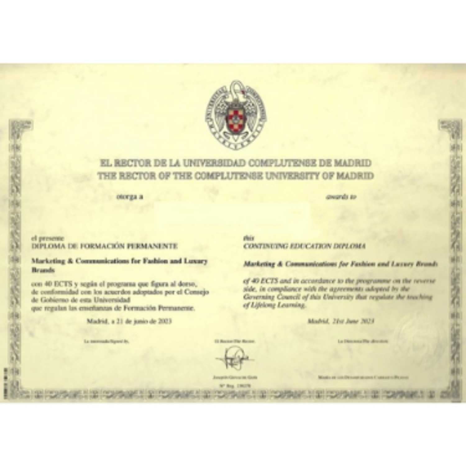Traducción jurada de diploma o título universitario realizada por traductor jurado acreditado por el MAEC